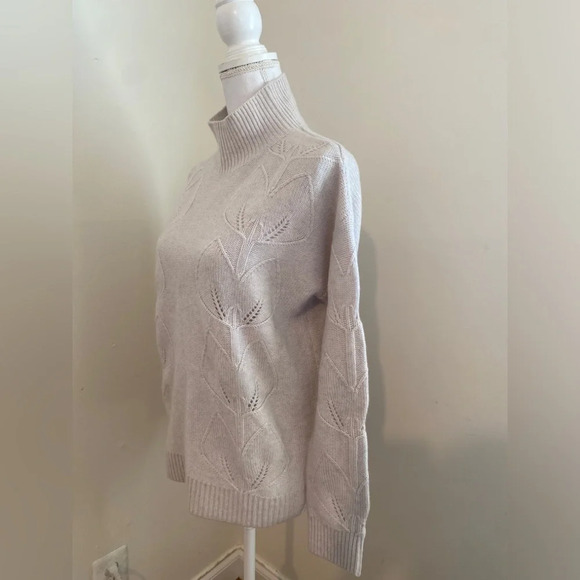 White Label Cashmere High Neck Beige Sweater Size Small - Picture 5 of 6